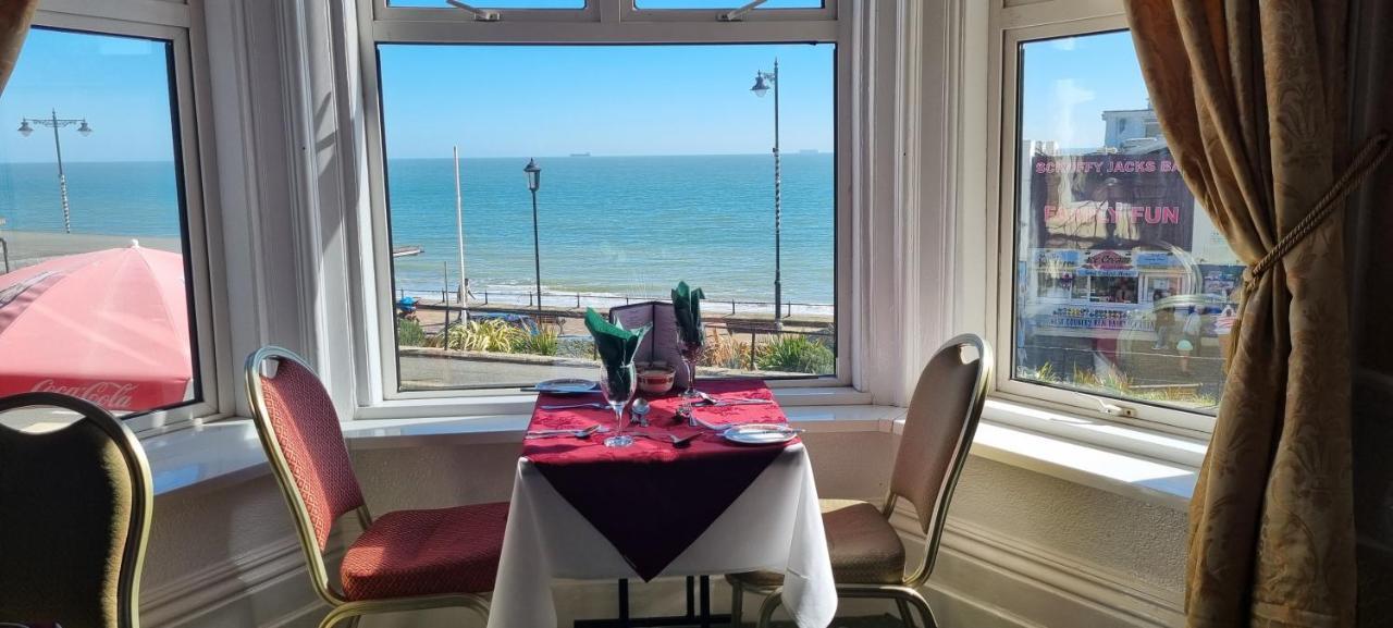 Royal Pier 3* Sandown