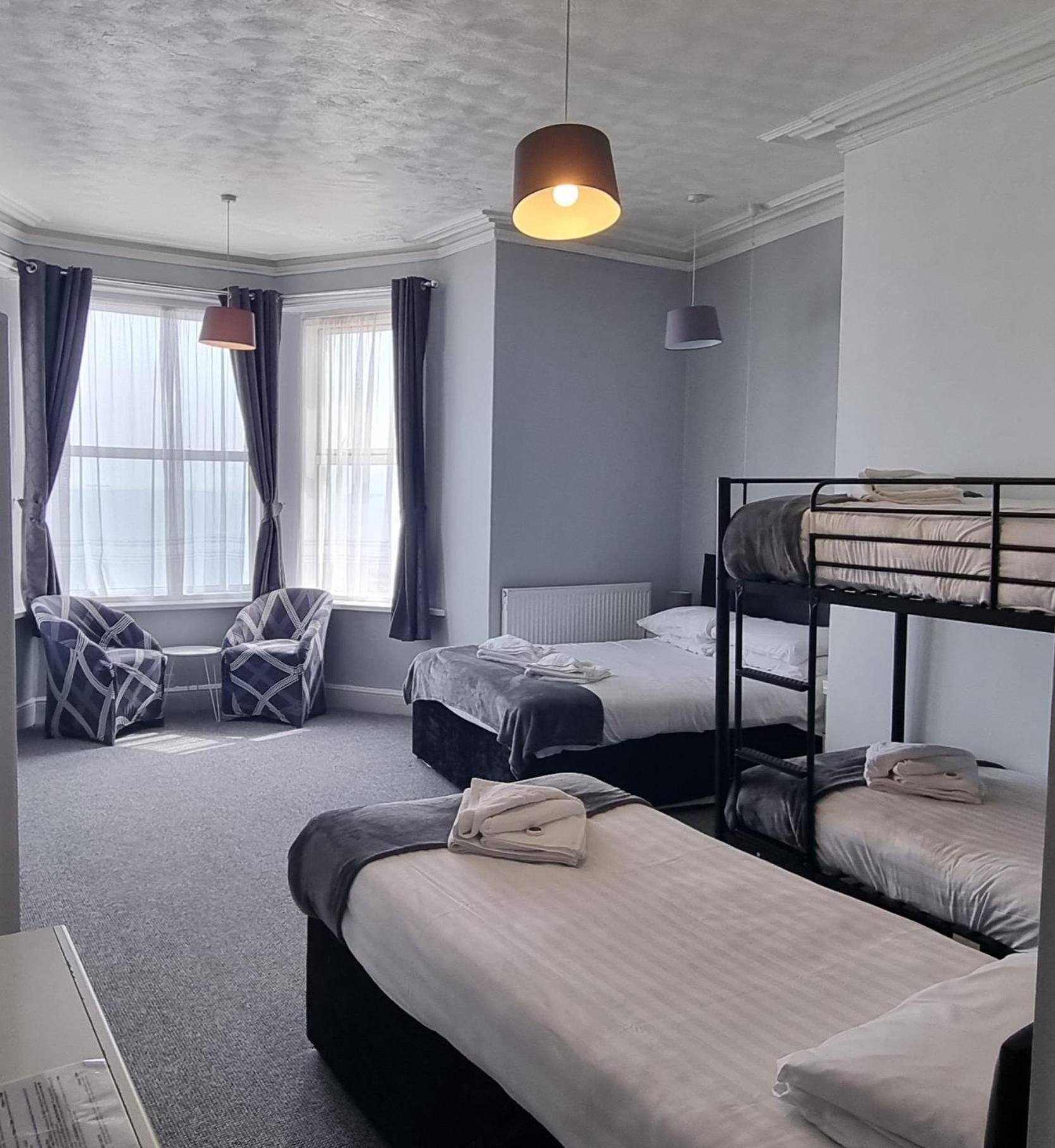 Royal Pier Hotel 3*