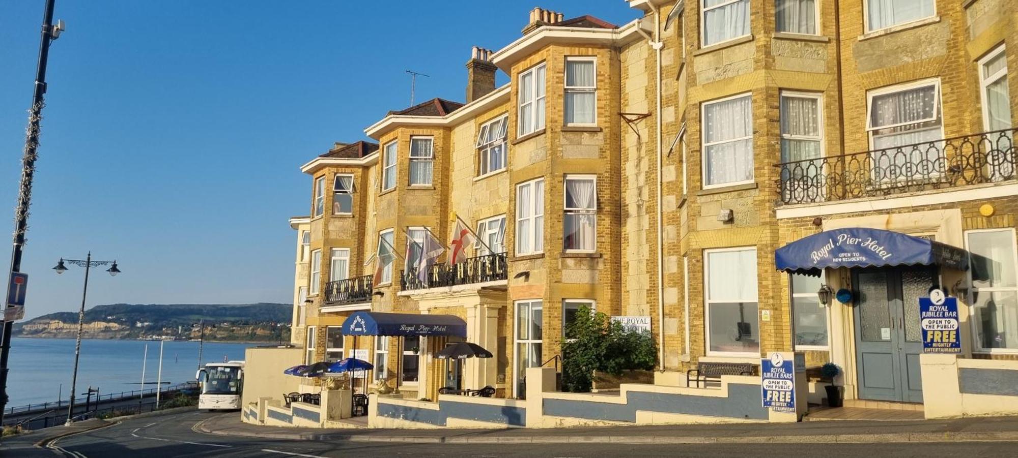 Royal Pier Hotel